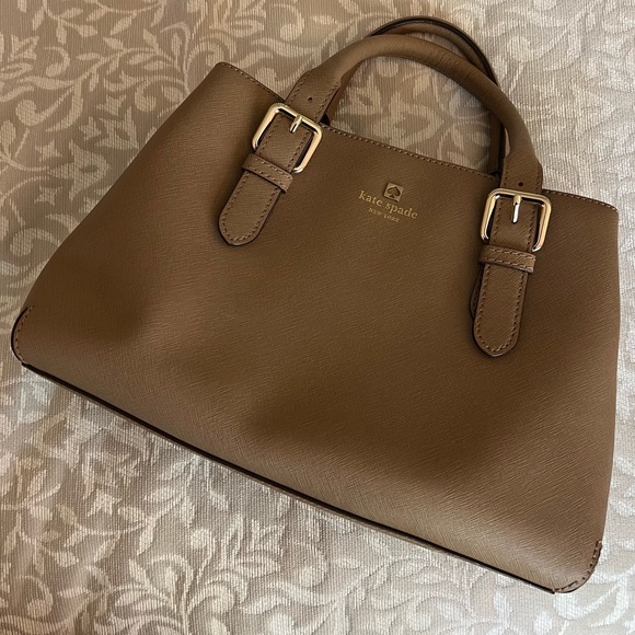 Kate Spade Cedar Street Gold Buckle Hardware - Picture 2 of 5